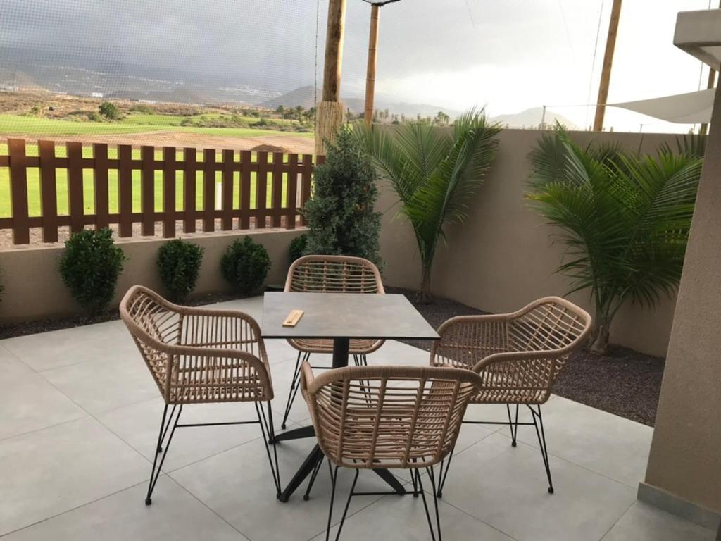 Golf Tenerife South XX Wheel Accessible Shower XX Free Wifi XX Private Pool 30 Degrees XX Two Terraces 30M2X60M2 Xxfree Parking XX Mountain View XX Flatscreen 65 Inch XX San Miguel de Abona Exterior foto